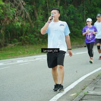 Runner Photo 7601153