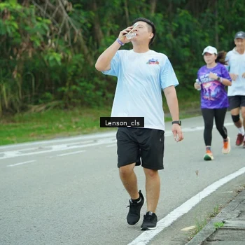 Runner Photo 7601160