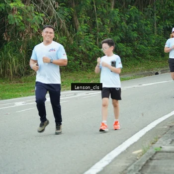Runner Photo 7601164