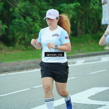 Runner Photo 7601173