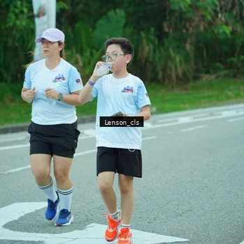 Runner Photo 7601175