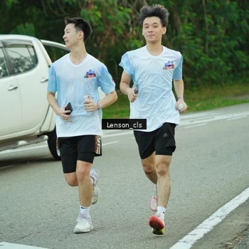Runner Photo 7601188