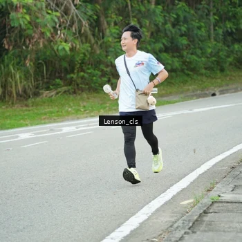 Runner Photo 7601193