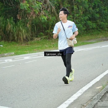 Runner Photo 7601195