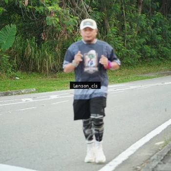 Runner Photo 7601204