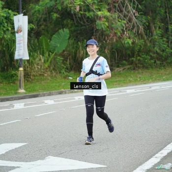 Runner Photo 7601206