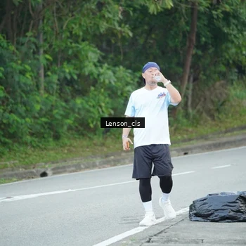Runner Photo 7601240