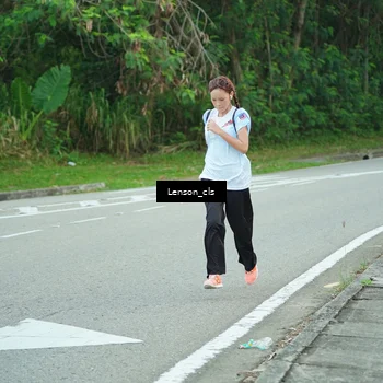 Runner Photo 7601258