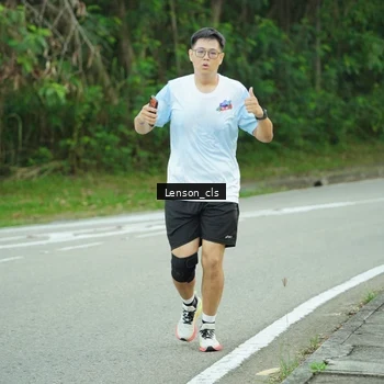 Runner Photo 7601269