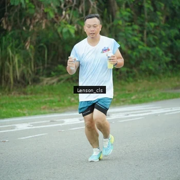 Runner Photo 7601279