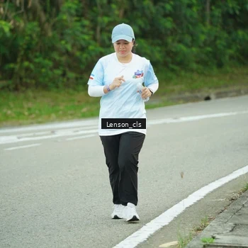 Runner Photo 7601299
