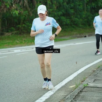 Runner Photo 7601314