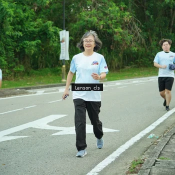Runner Photo 7601358