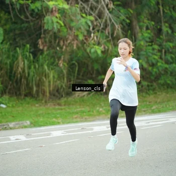 Runner Photo 7601413