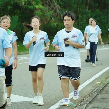 Runner Photo 7601524