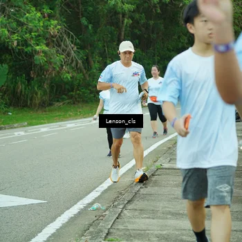 Runner Photo 7601531