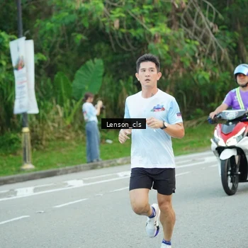 Runner Photo 7601747
