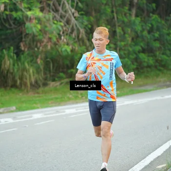 Runner Photo 7601750