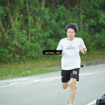 Runner Photo 7601763