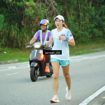 Runner Photo 7601776
