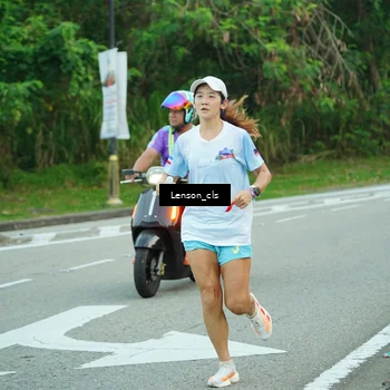 Runner Photo 7601782
