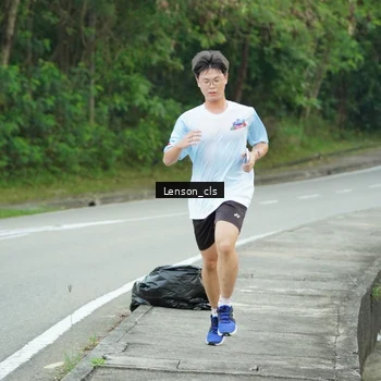 Runner Photo 7601792