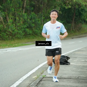 Runner Photo 7601796