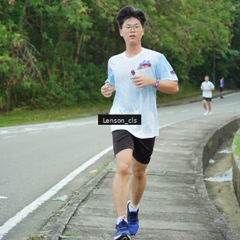 Runner Photo 7601797