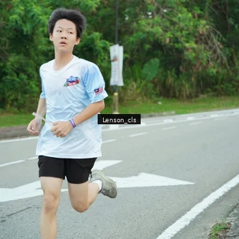 Runner Photo 7601813