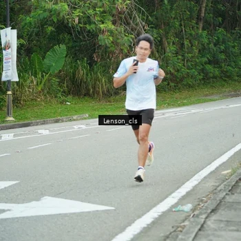 Runner Photo 7601818