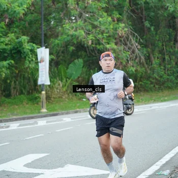 Runner Photo 7601837