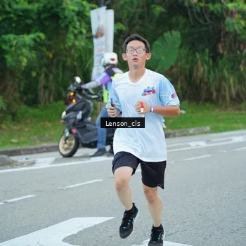 Runner Photo 7601850