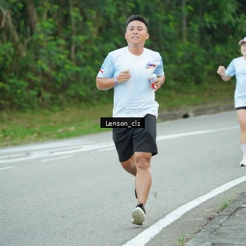 Runner Photo 7601858