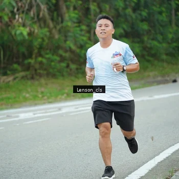 Runner Photo 7601859