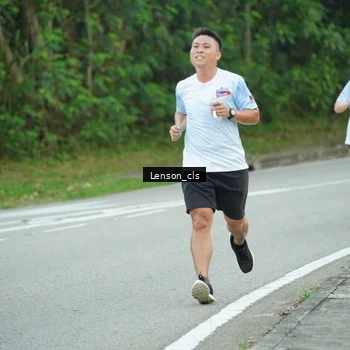Runner Photo 7601864
