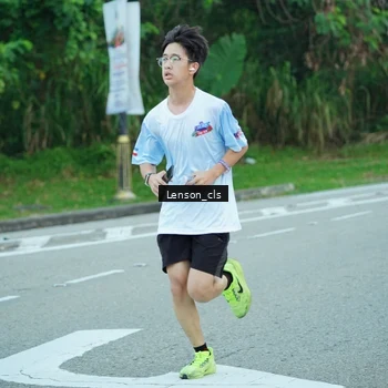 Runner Photo 7601891