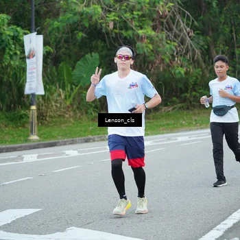 Runner Photo 7601902