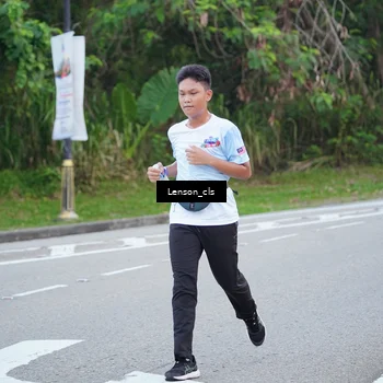 Runner Photo 7601911
