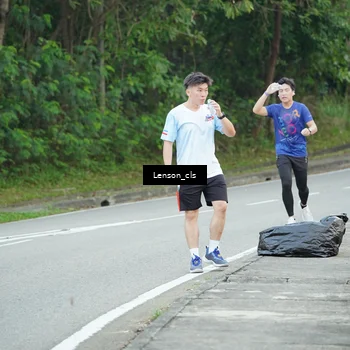 Runner Photo 7601924