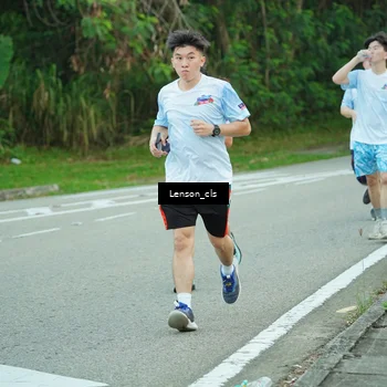 Runner Photo 7601929