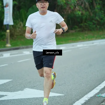 Runner Photo 7601939