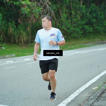 Runner Photo 7601945