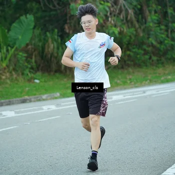Runner Photo 7601946