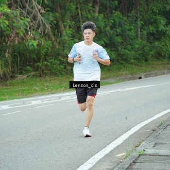 Runner Photo 7601951