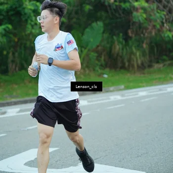 Runner Photo 7601958