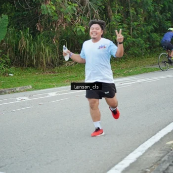 Runner Photo 7601985