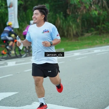 Runner Photo 7601987