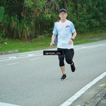 Runner Photo 7601992
