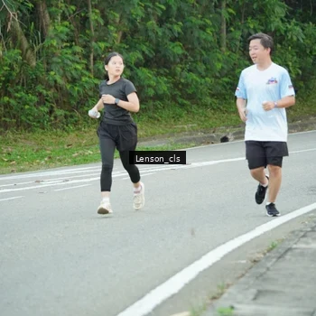 Runner Photo 7602000
