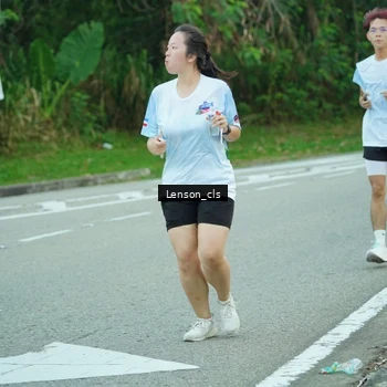 Runner Photo 7602020